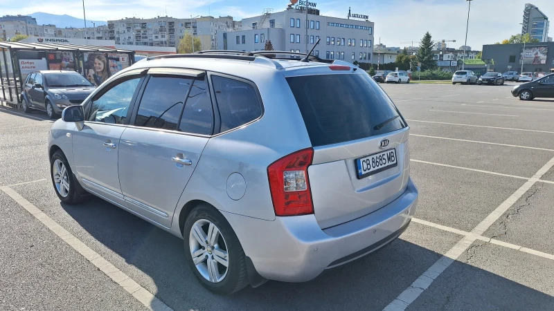 Kia Carens 2.0 CRDI, снимка 2 - Автомобили и джипове - 47705764