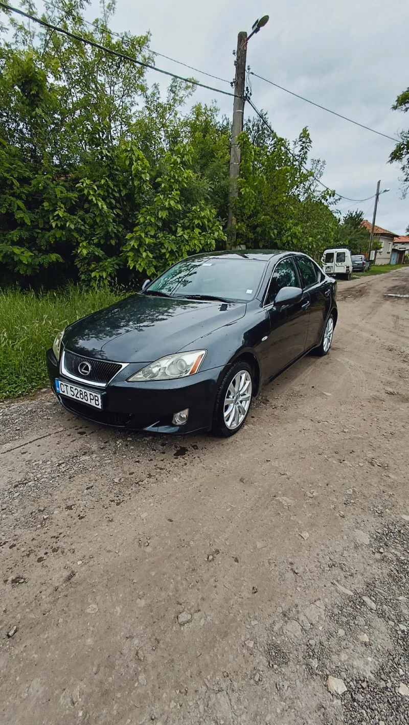 Lexus IS 220d, снимка 1 - Автомобили и джипове - 48738086