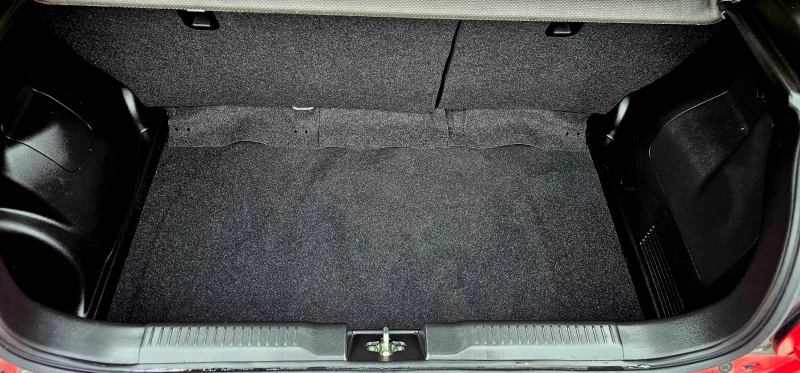 Suzuki Swift 1.2  Hybrid, снимка 13 - Автомобили и джипове - 49635245