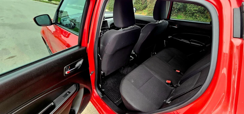 Suzuki Swift 1.2  Hybrid, снимка 9 - Автомобили и джипове - 49635245
