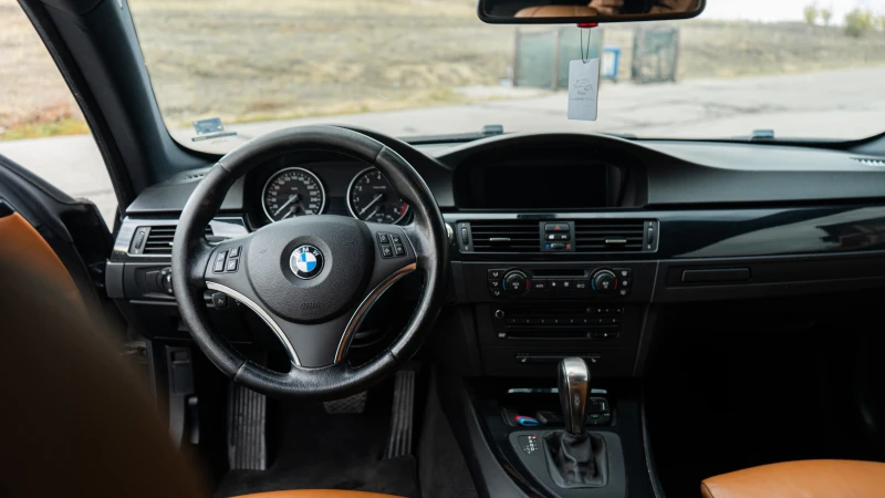BMW 335 задно, снимка 10 - Автомобили и джипове - 52028140