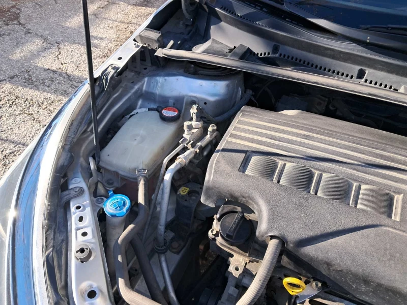 Toyota Corolla, снимка 9 - Автомобили и джипове - 52613931