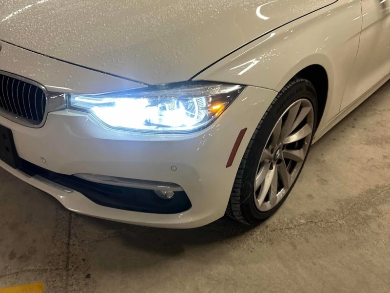 BMW 328 * 328i xDrive * CARFAX * БЕЗ ПЪРВОНАЧАЛНА ВНОСКА, снимка 11 - Автомобили и джипове - 52700209