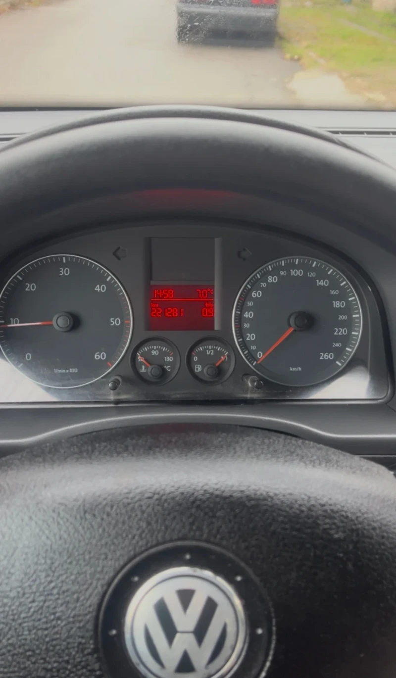 VW Caddy 1.9 TDI, снимка 13 - Автомобили и джипове - 52867283