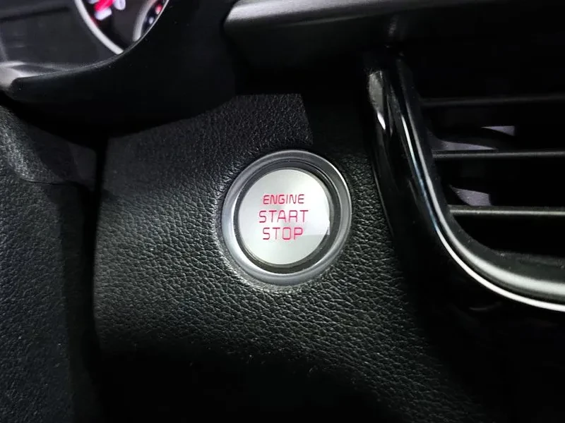 Kia K5 2.0, снимка 8 - Автомобили и джипове - 54263772