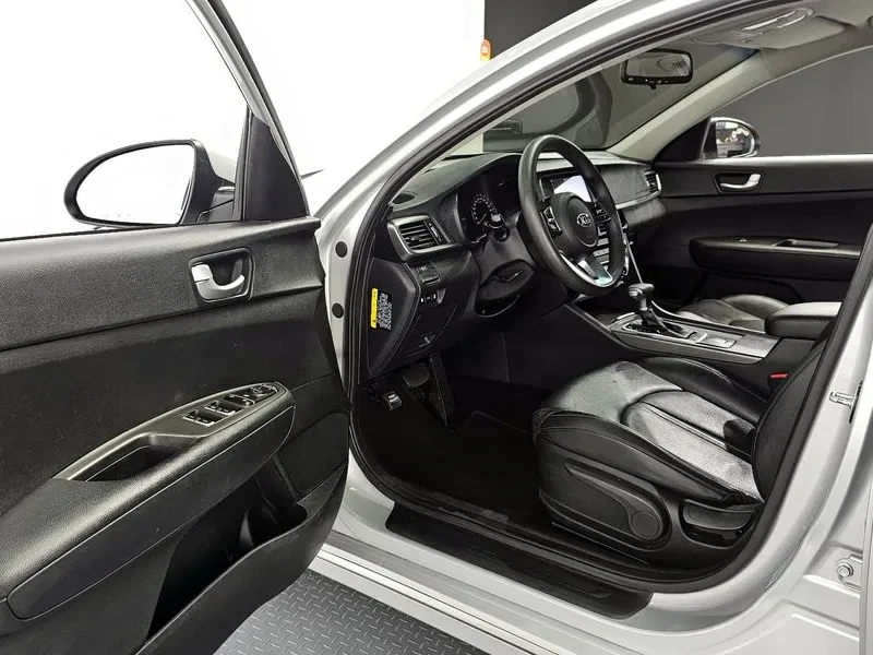 Kia K5 2.0, снимка 12 - Автомобили и джипове - 54263772