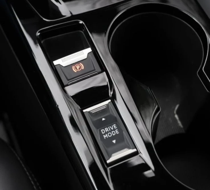Peugeot 208  GT-Line 130 к.с. с панорама, снимка 11 - Автомобили и джипове - 55962969
