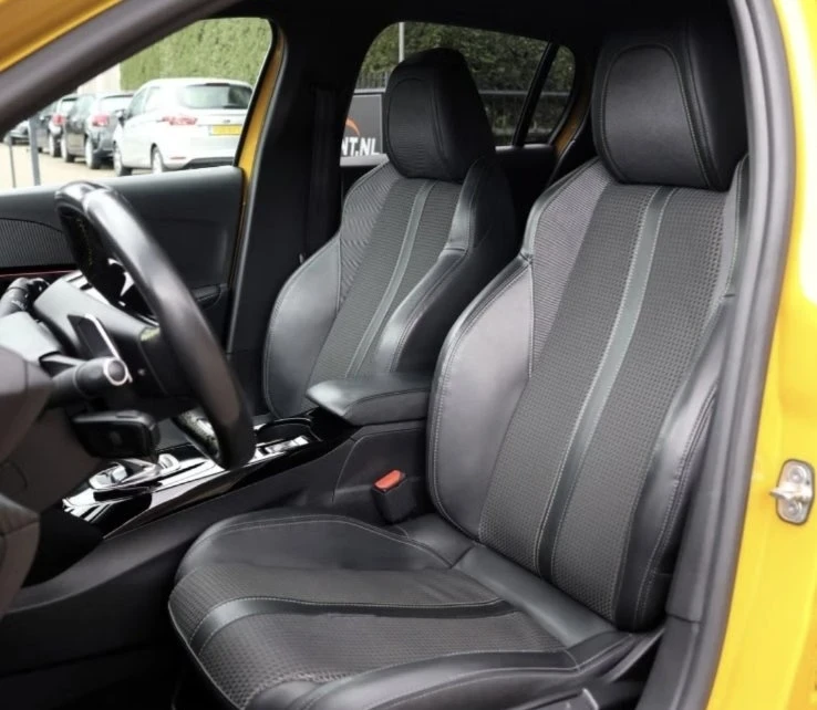 Peugeot 208  GT-Line 130 к.с. с панорама, снимка 7 - Автомобили и джипове - 55962969