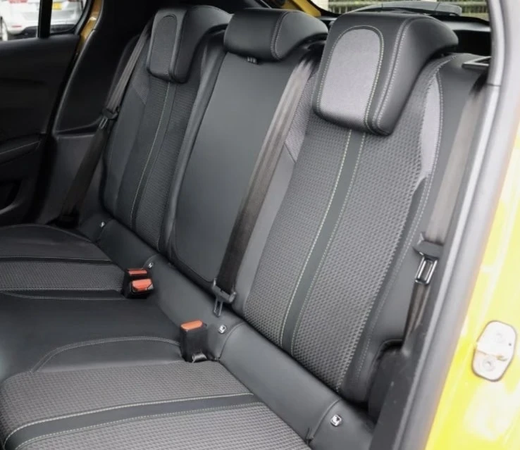 Peugeot 208  GT-Line 130 к.с. с панорама, снимка 8 - Автомобили и джипове - 55962969