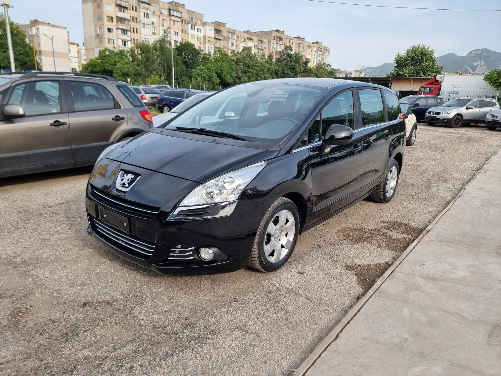 Peugeot 5008 1.6HDI  - изображение 3