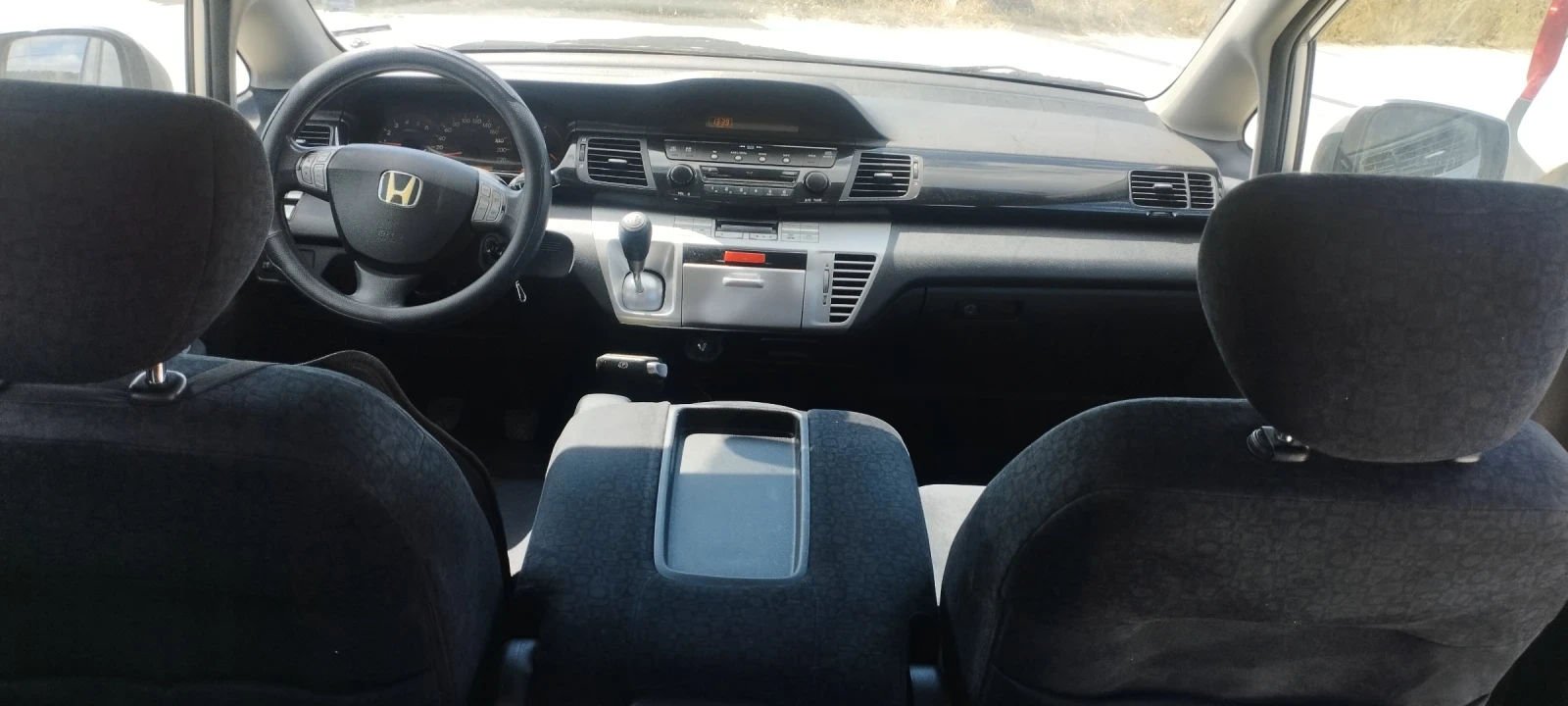 Honda Fr-v  - изображение 10