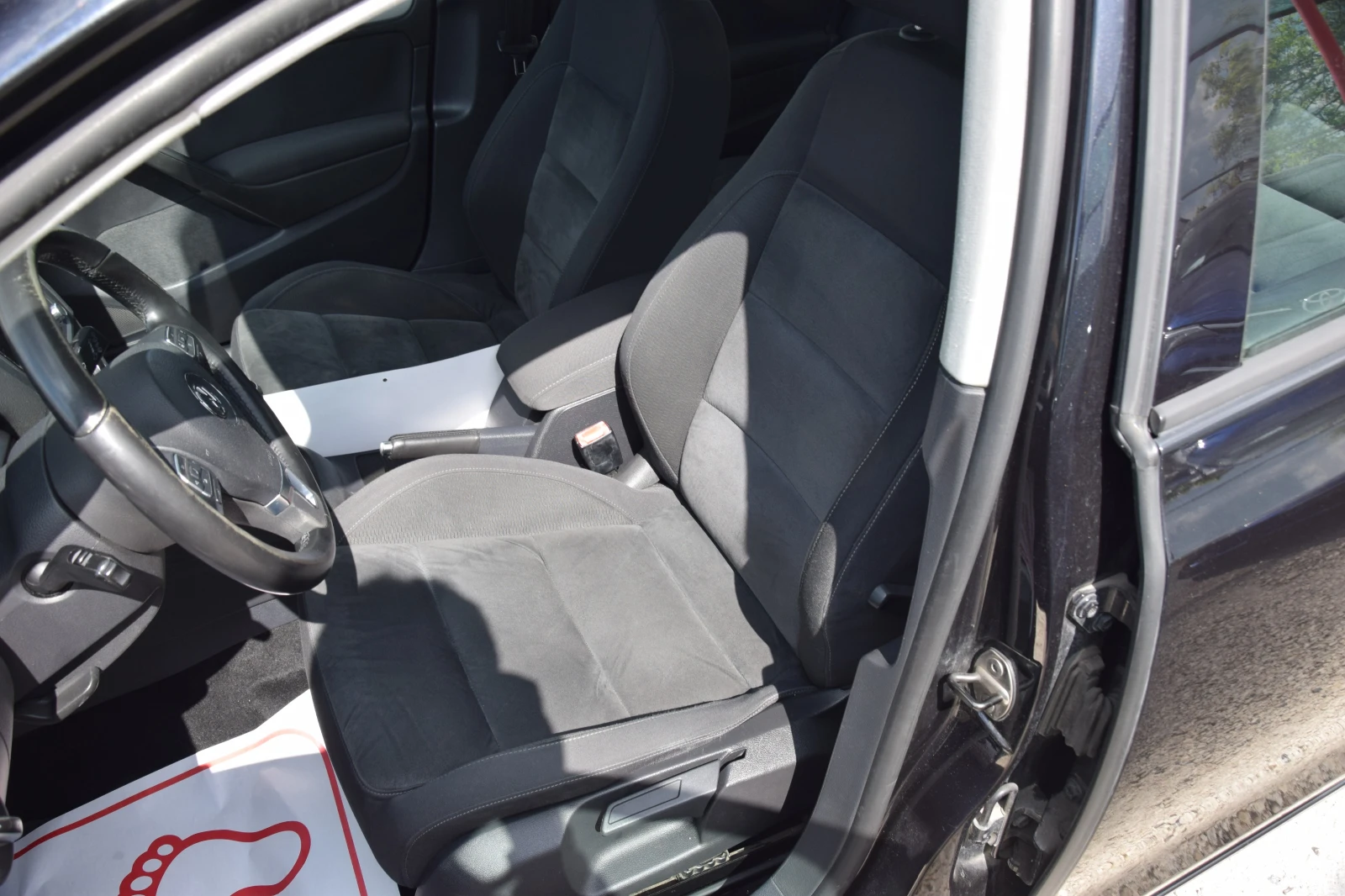 VW Golf 1.6TDI - изображение 9