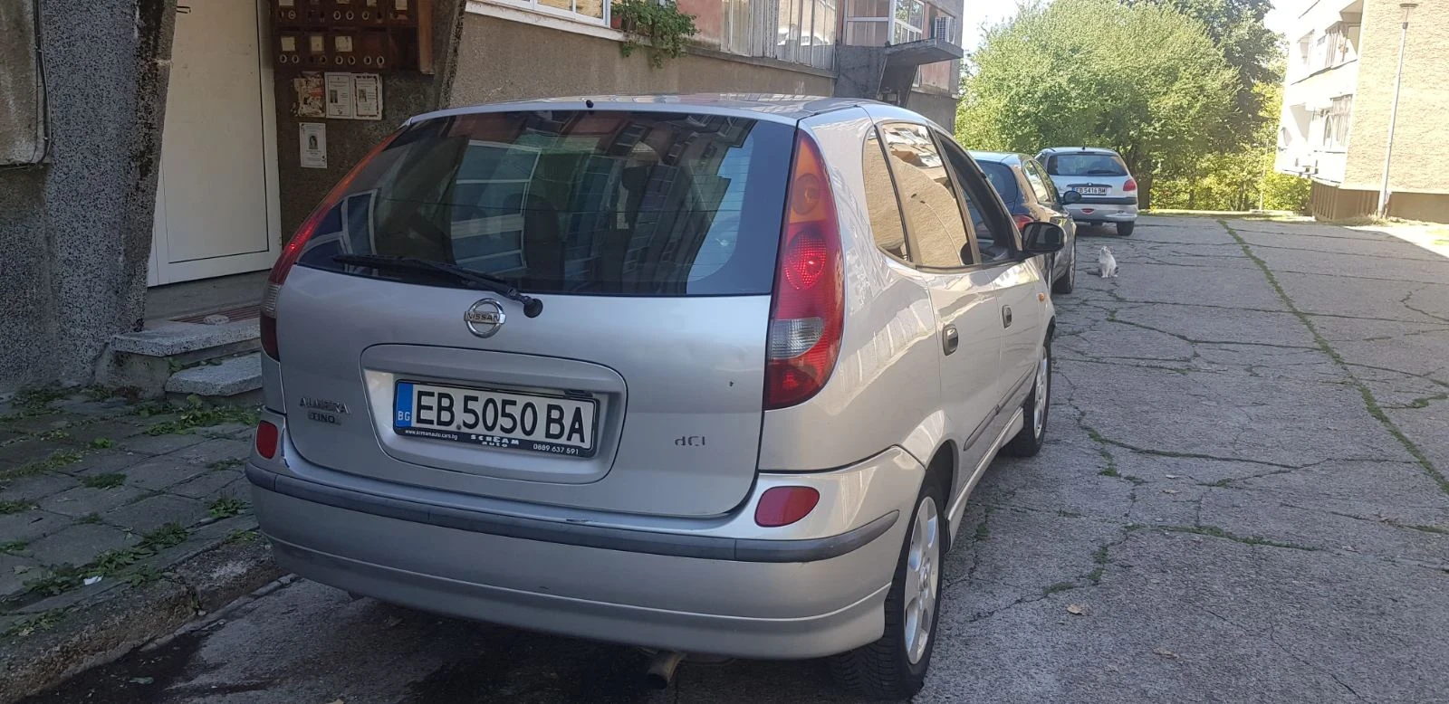 Nissan Almera tino  - изображение 3