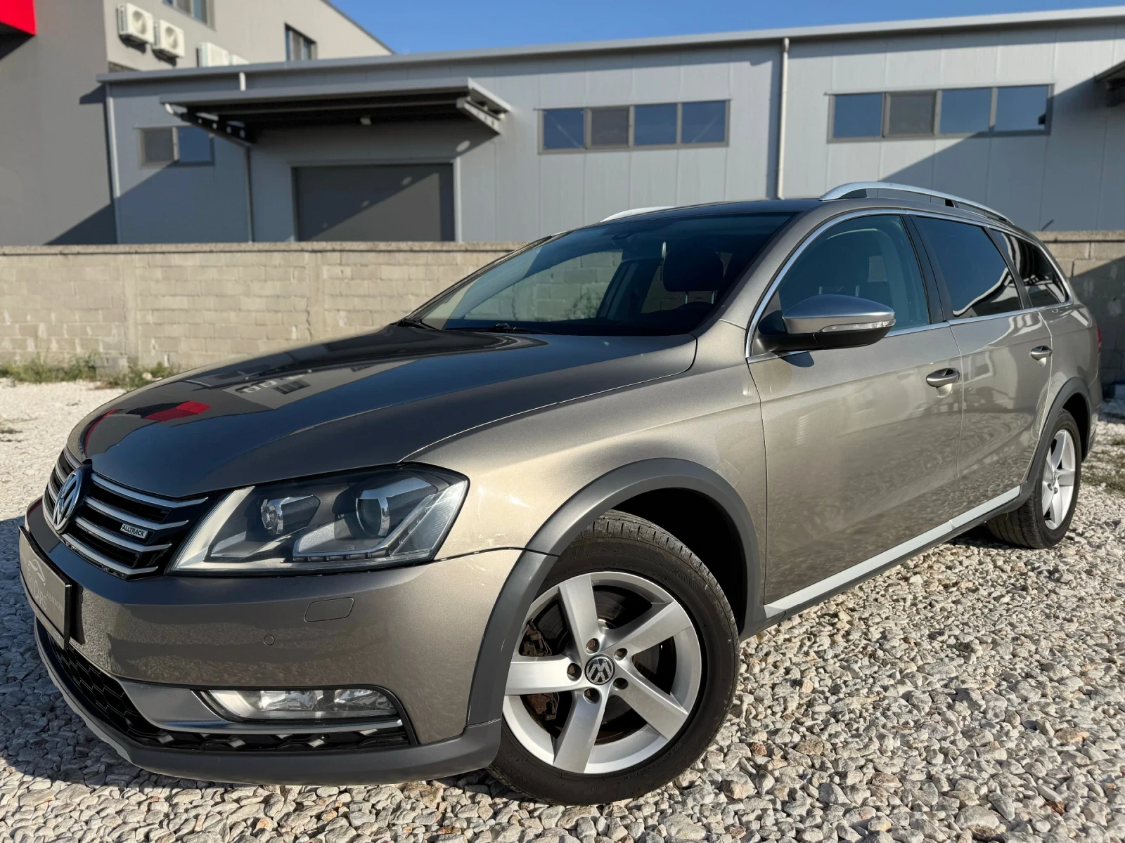 VW Alltrack 2.0 TDI / DSG AVTOMAT / LED / NAVI / PODGREV - изображение 3