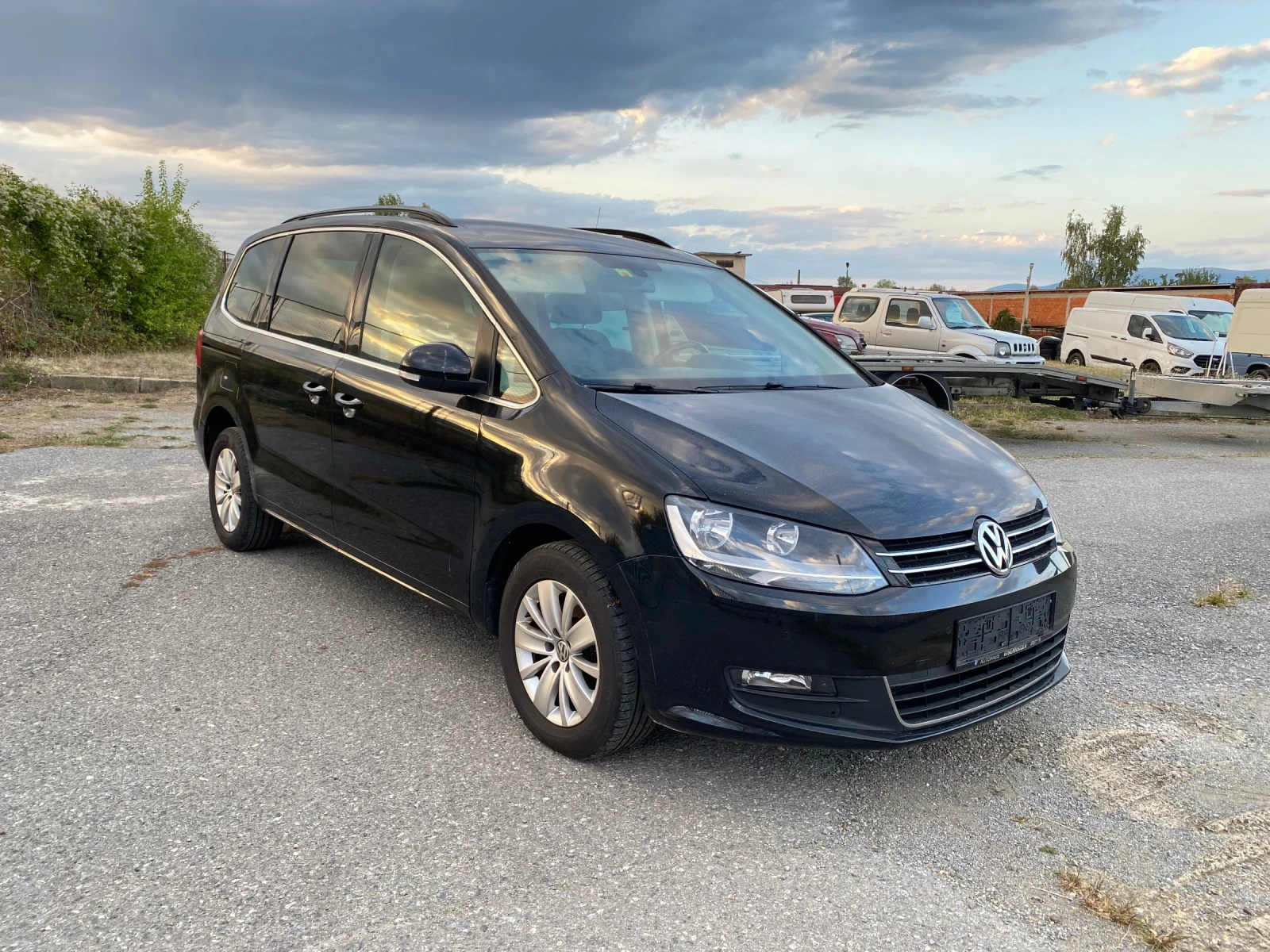VW Sharan 2.0TDI - изображение 3
