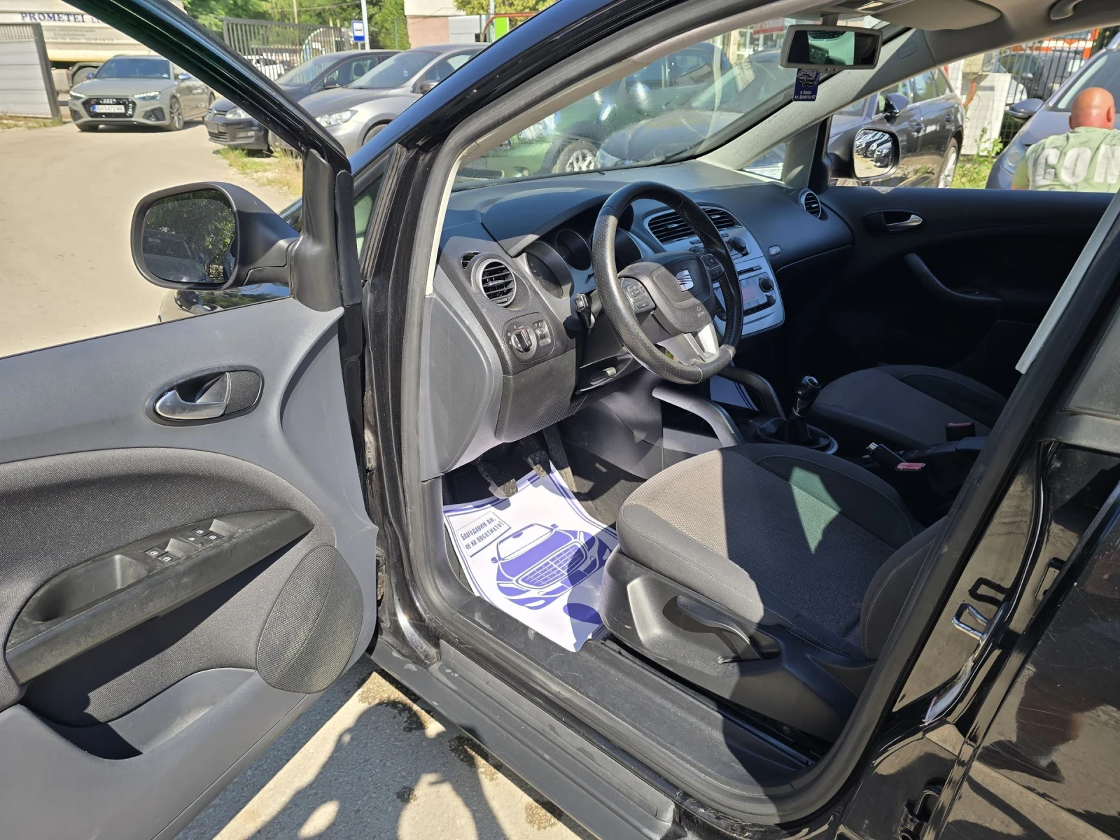 Seat Altea 1.9TDI 105к.с Style Топ състояние , снимка 11 - Автомобили и джипове - 51892925