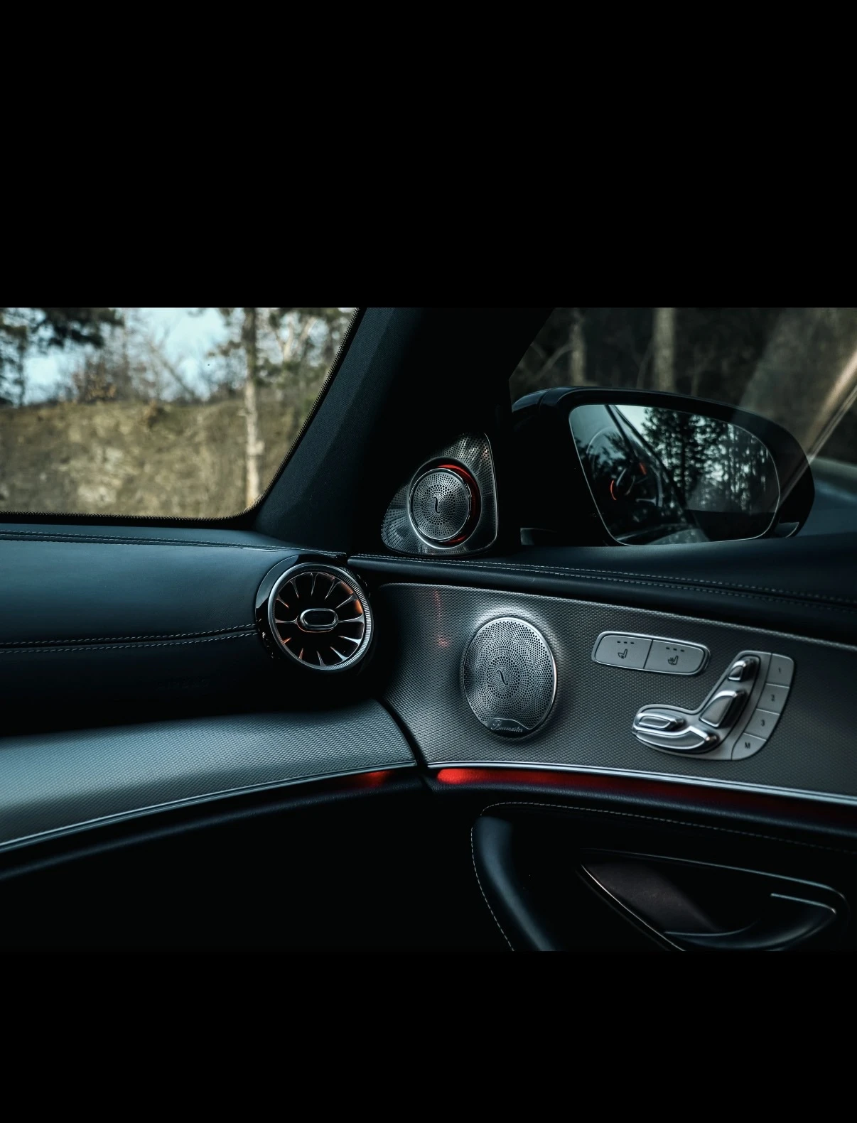 Mercedes-Benz E 63 AMG S, снимка 7 - Автомобили и джипове - 53728295