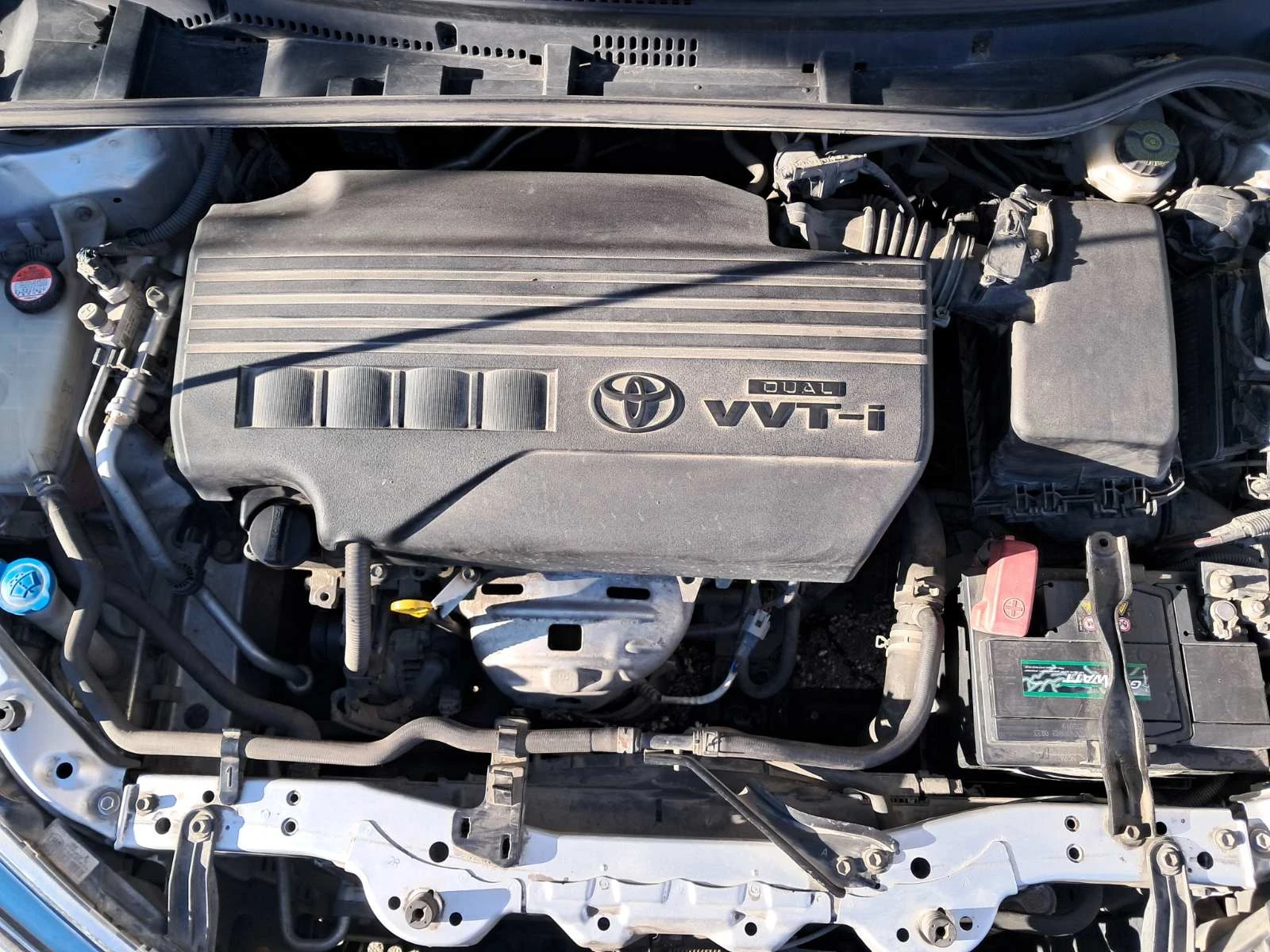 Toyota Corolla  - изображение 10