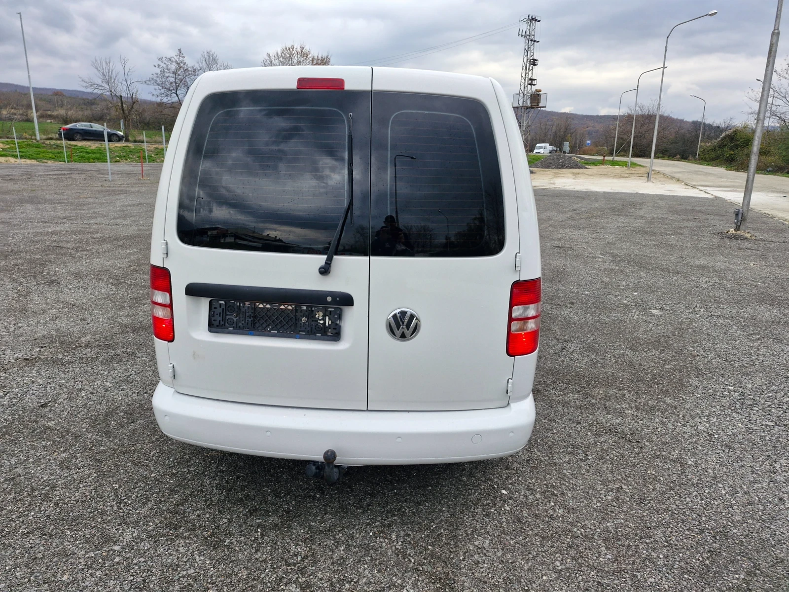 VW Caddy 1.6 TDI MAXI KLIMA NAVI | Mobile.bg   5
