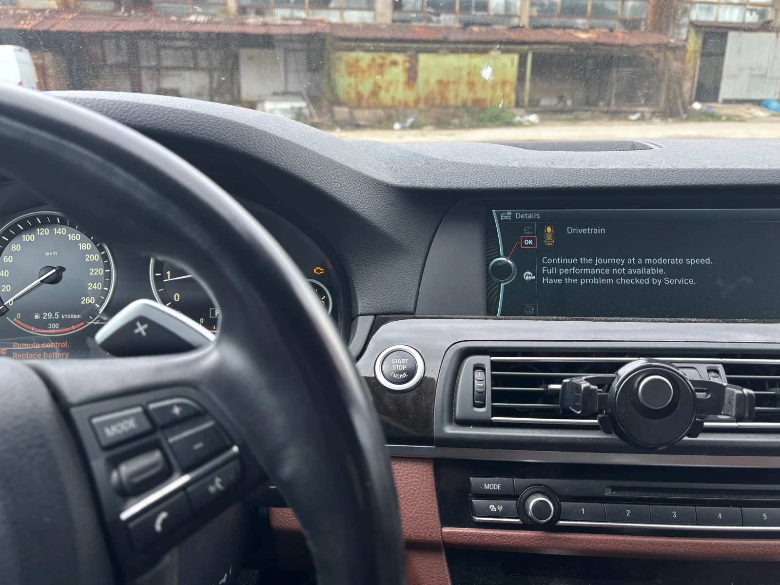 BMW 550 Двигателя работи, но тропа, x drive, full - изображение 4