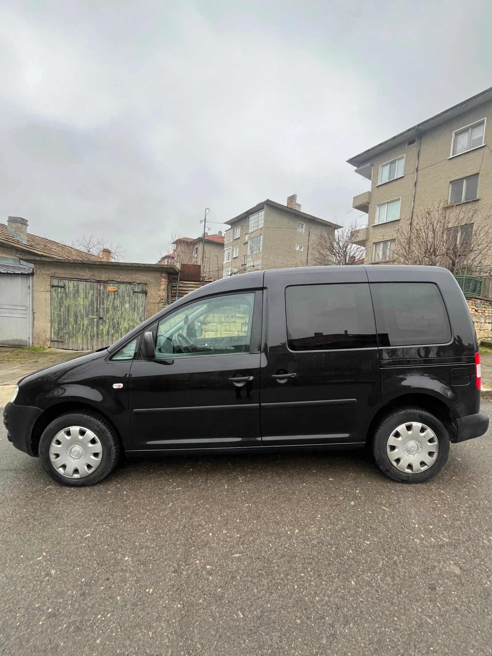 VW Caddy 1.9 TDI - изображение 3