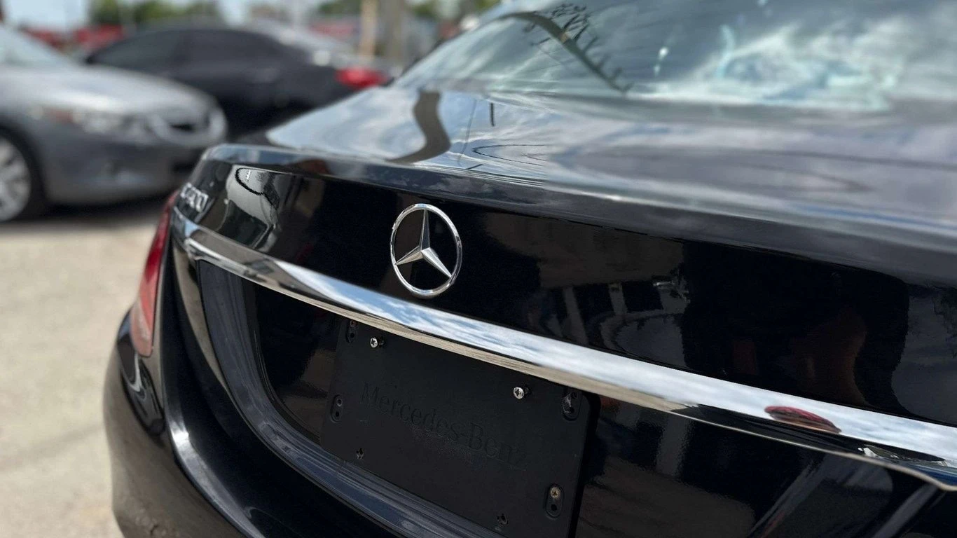 Mercedes-Benz C 400 * CARFAX * NAVI* PANO* MEMORY - изображение 4