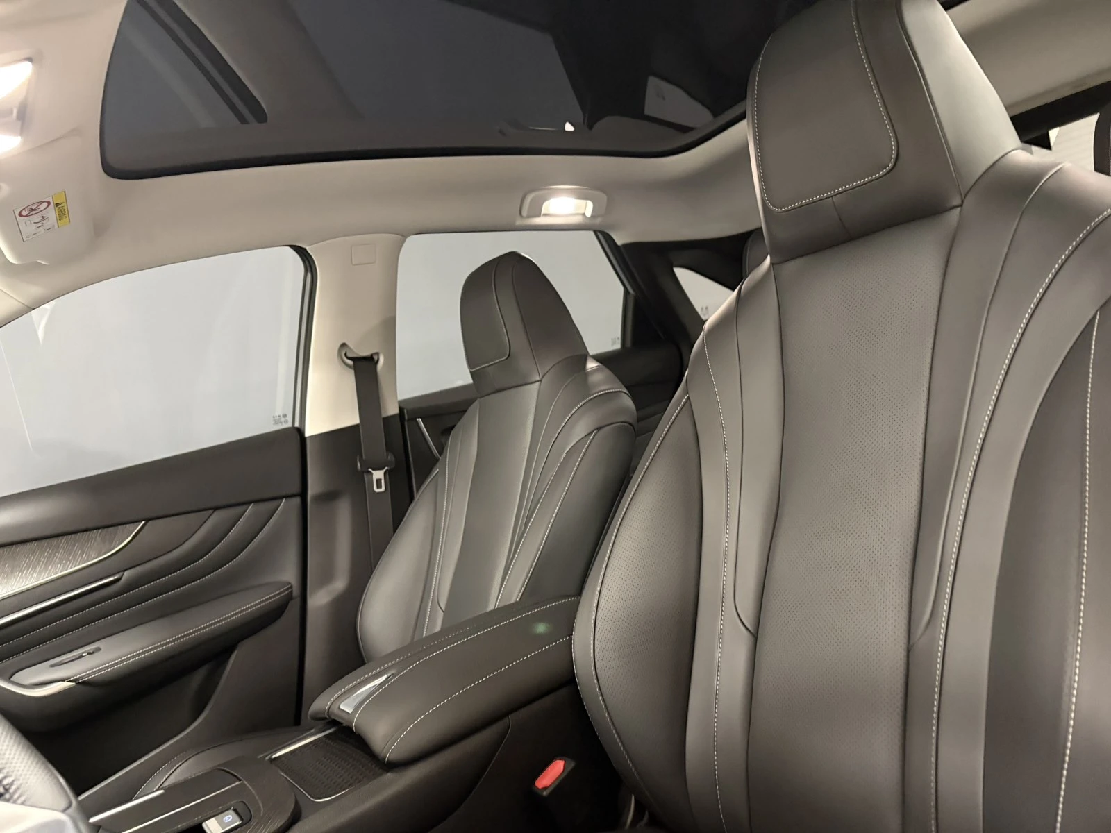 DONGFENG Vanucia V-Online 1, 5 TGDI (190 K.c) 7DCT | Mobile.bg � ����������� 10