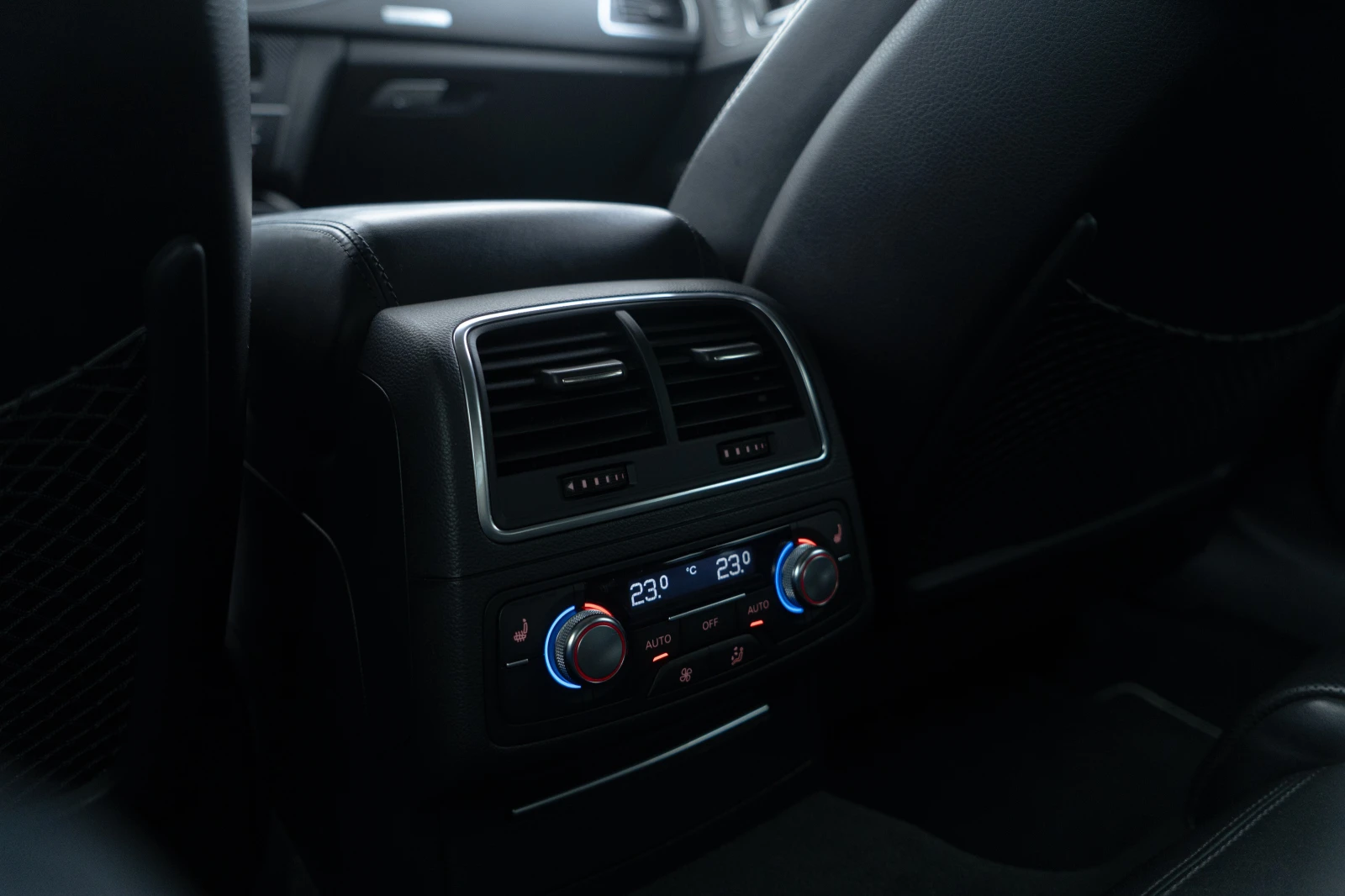 Audi A7 3.0TDI = QUATTRO = CARBON = FULL MAX = ЛИЗИНГ, снимка 16 - Автомобили и джипове - 53889908