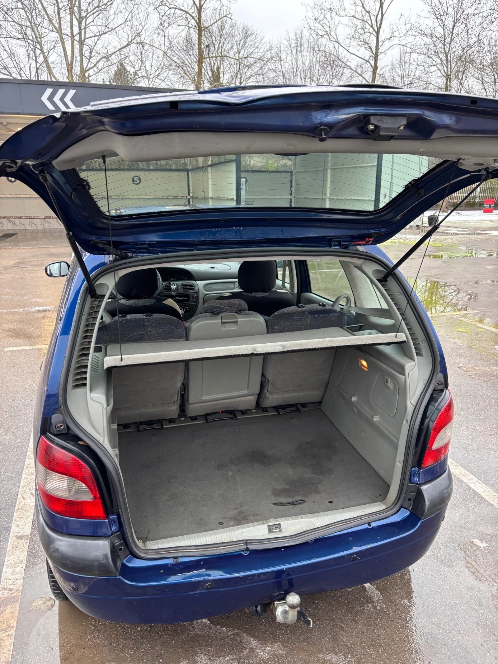 Renault Scenic, снимка 7 - Автомобили и джипове - 54352006