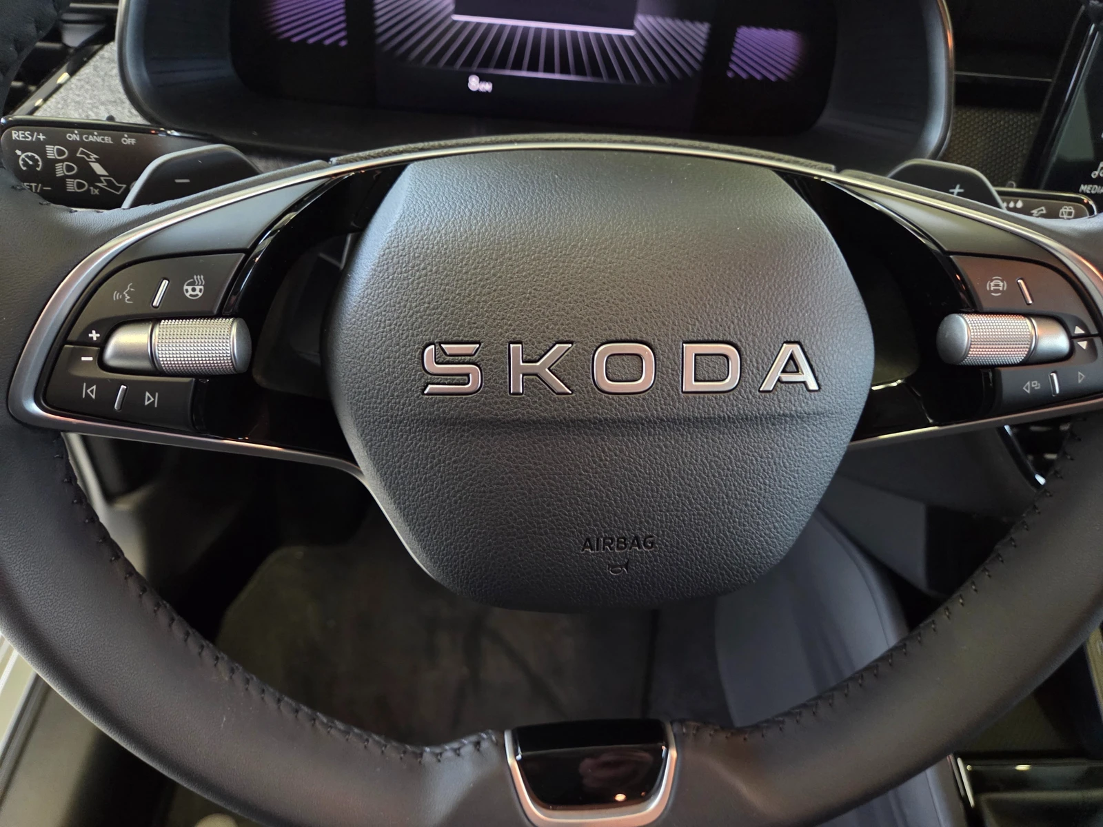 Skoda Scala 4199 Евро за получаване, Comfort /1.0 TSI / 7DSG, снимка 9 - Автомобили и джипове - 54366617