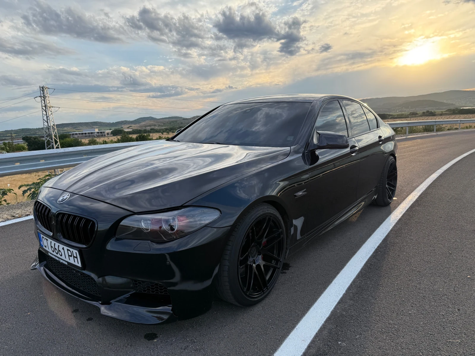 BMW 530 D M5 Optic, снимка 3 - Автомобили и джипове - 55254560