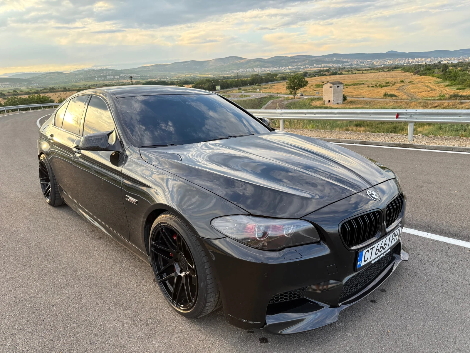 BMW 530 D M5 Optic, снимка 2 - Автомобили и джипове - 55254560
