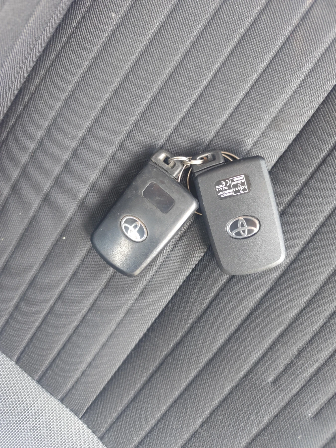 Toyota Auris 1.8 hibrid 136 k.s | Mobile.bg � ����������� 3