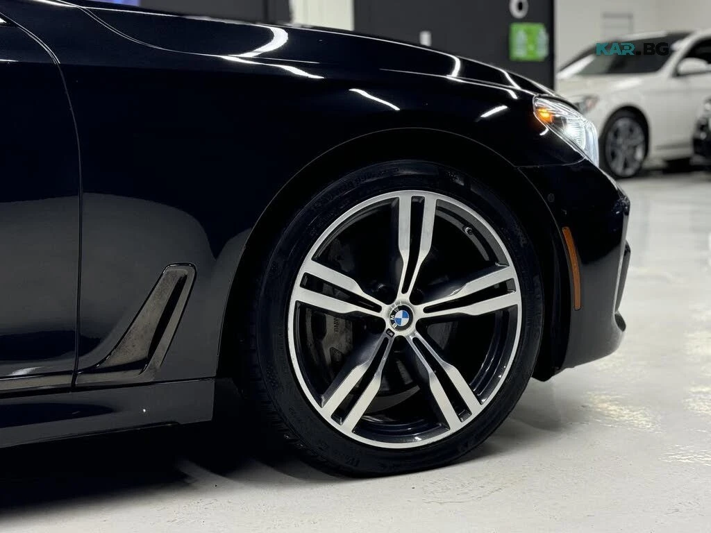 BMW 750 xDrive * 360 * АвтоКредит * (ЦЕНА ДО БГ), снимка 5 - Автомобили и джипове - 55930852
