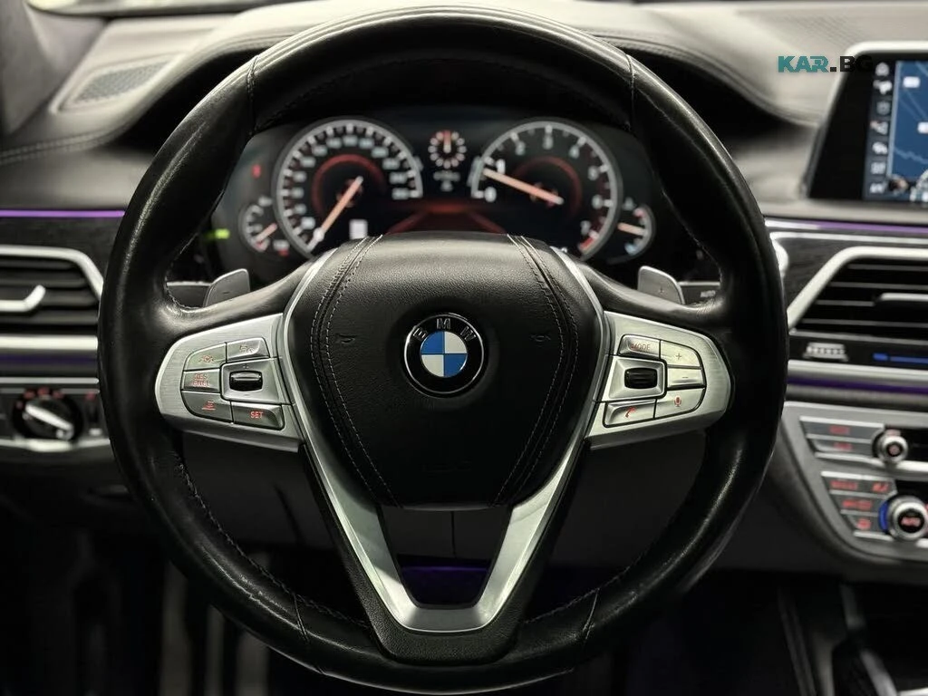 BMW 750 xDrive * 360 * АвтоКредит * (ЦЕНА ДО БГ), снимка 8 - Автомобили и джипове - 55930852