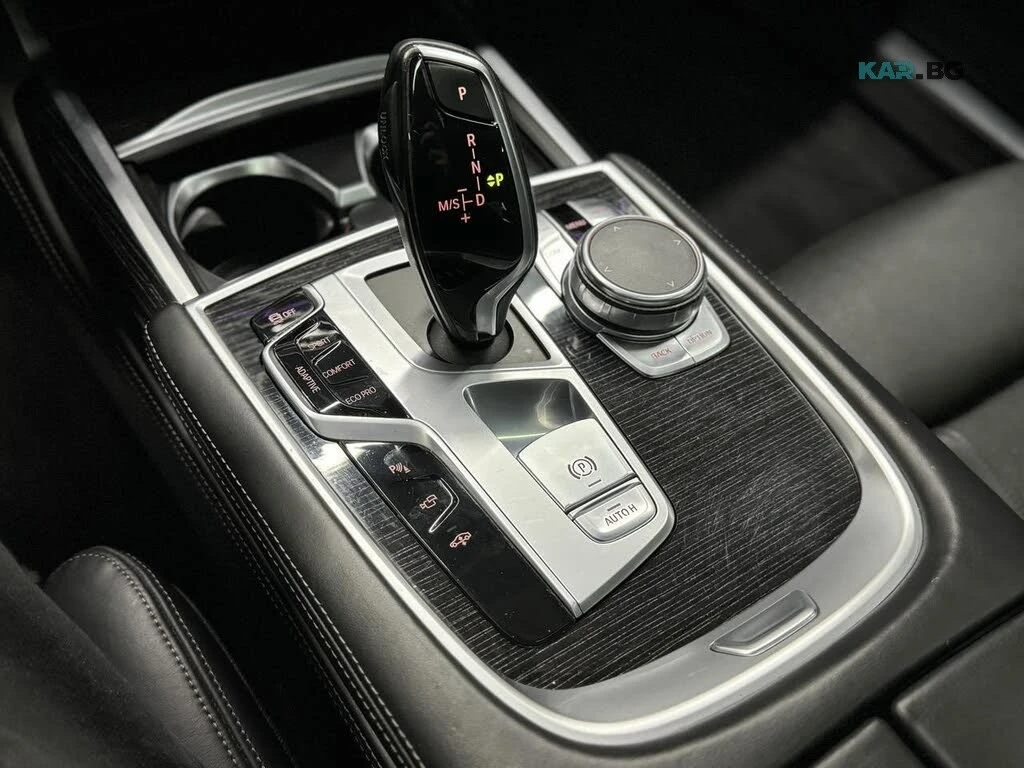 BMW 750 xDrive * 360 * АвтоКредит * (ЦЕНА ДО БГ), снимка 13 - Автомобили и джипове - 55930852