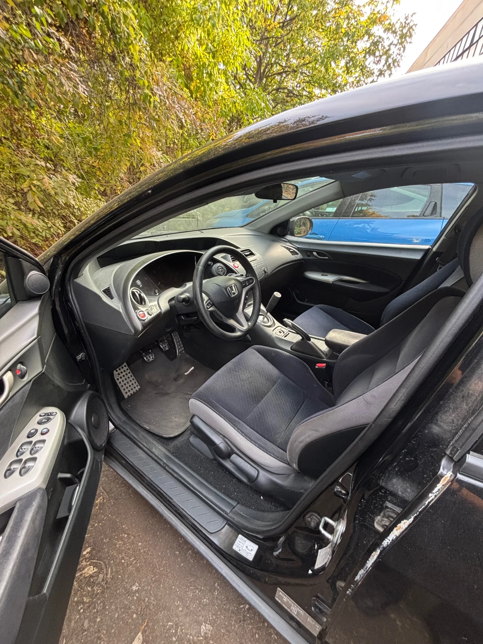 Honda Civic 2.2CDTi, снимка 9 - Автомобили и джипове - 56395046