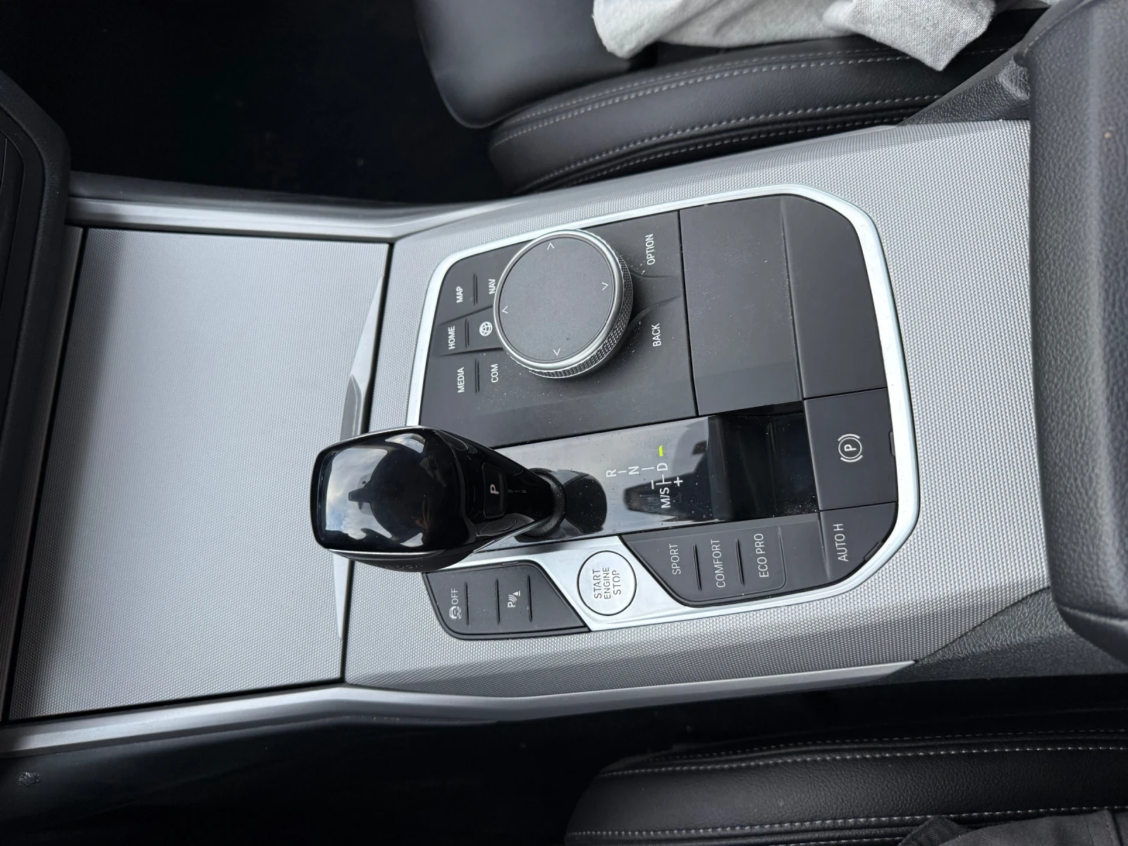 BMW 320 Touring , снимка 11 - Автомобили и джипове - 56525211
