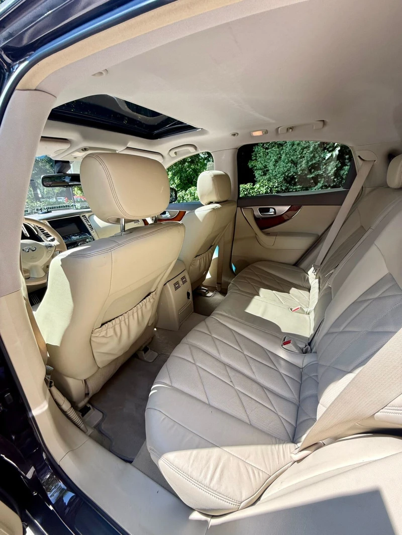 Infiniti Fx 37 S, снимка 6 - Автомобили и джипове - 52669441