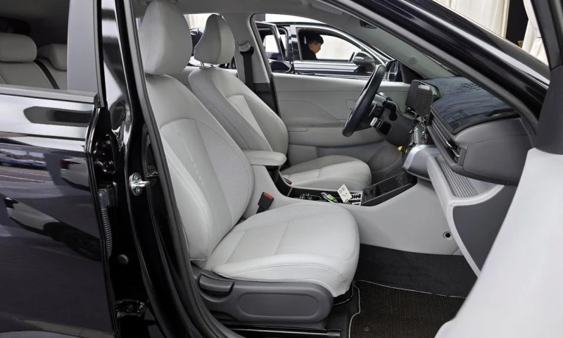 Hyundai Kona Gasoline 1.6 Turbo 2WD Modern Plus, снимка 11 - Автомобили и джипове - 52113519