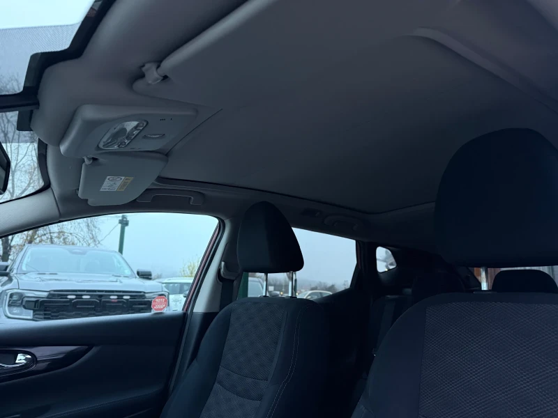 Nissan Qashqai 1.5DCi Кам Нави Пано, снимка 7 - Автомобили и джипове - 52641991