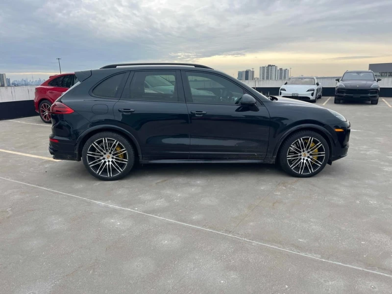 Porsche Cayenne * Turbo * CARFAX * БЕЗ ПЪРВОНАЧАЛНА ВНОСКА, снимка 3 - Автомобили и джипове - 53061176