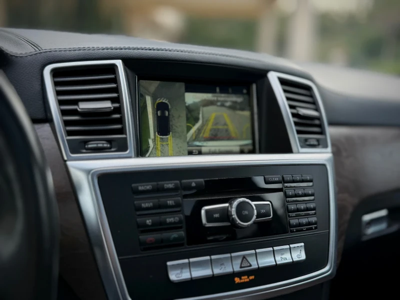 Mercedes-Benz GL 350 AMG Line, снимка 11 - Автомобили и джипове - 53153142