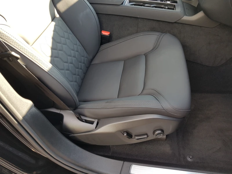 Volvo Xc90, снимка 8 - Автомобили и джипове - 53328647