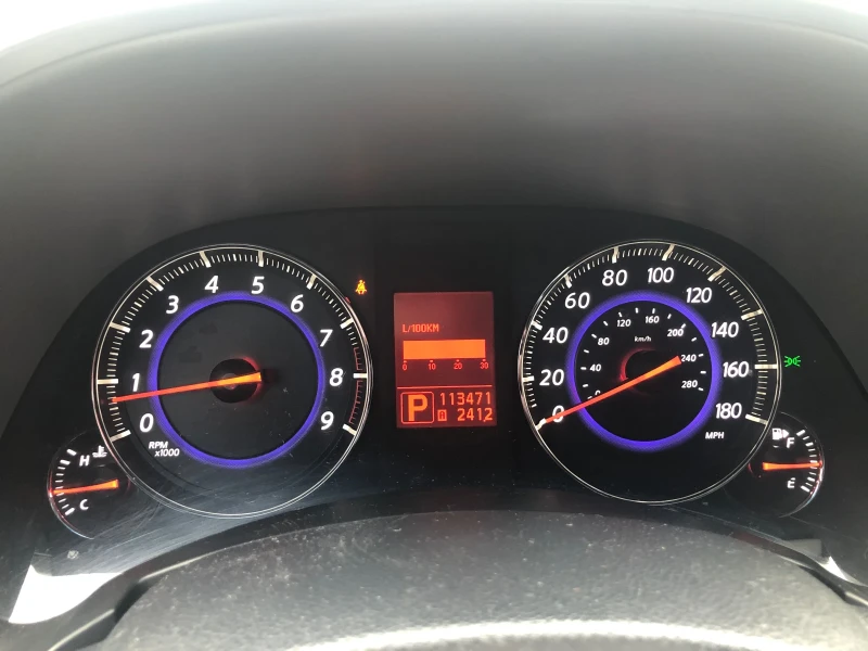 Infiniti Fx 35, снимка 12 - Автомобили и джипове - 53417912