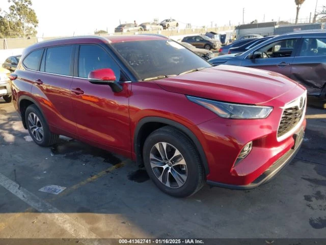 Toyota Highlander XLE, снимка 1 - Автомобили и джипове - 49081698