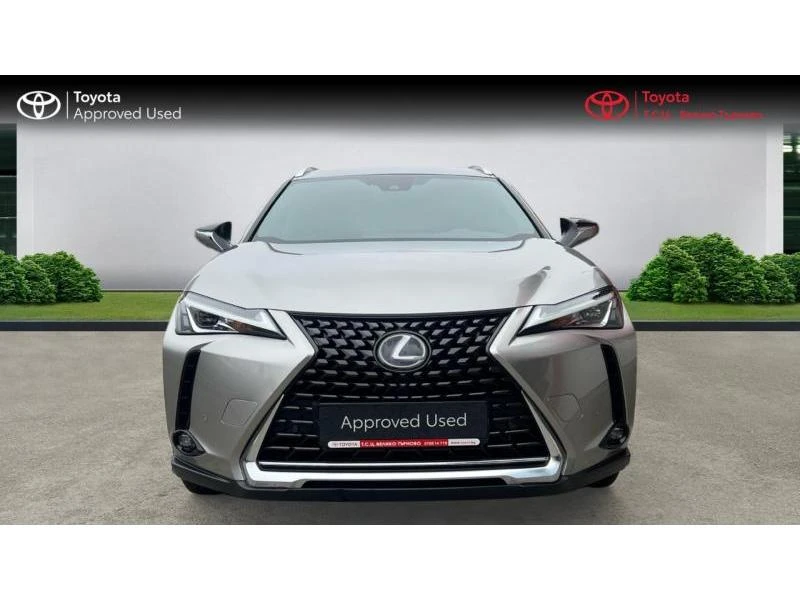 Lexus UX 250h 2.0h Executive Plus, снимка 2 - Автомобили и джипове - 52988972