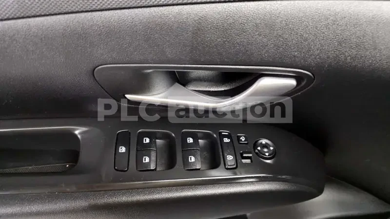 Hyundai Tucson, снимка 14 - Автомобили и джипове - 55058697