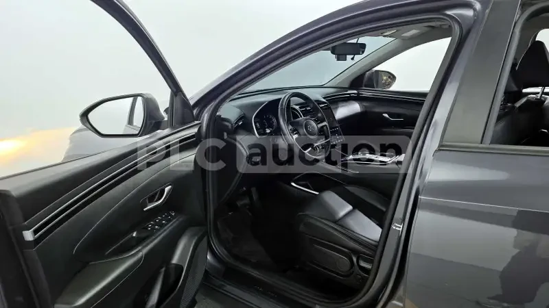 Hyundai Tucson, снимка 10 - Автомобили и джипове - 55058697