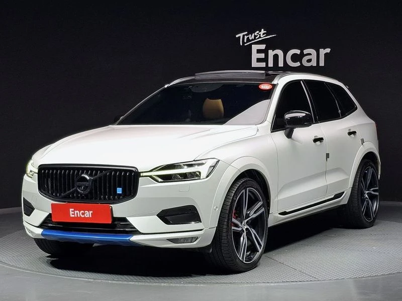 Volvo XC60 T6 Inscription| 320к.с.| ВКЛ.ТЕХНОТЕСТ